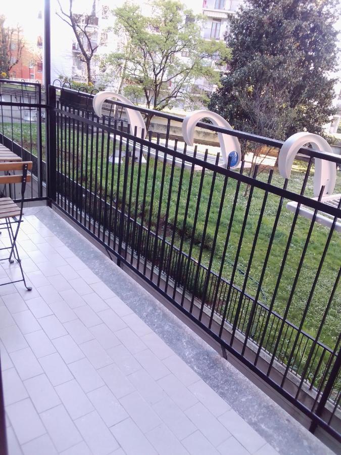 Gigli, Rooms Con Cucina In Comune E Terrazza 米兰 外观 照片