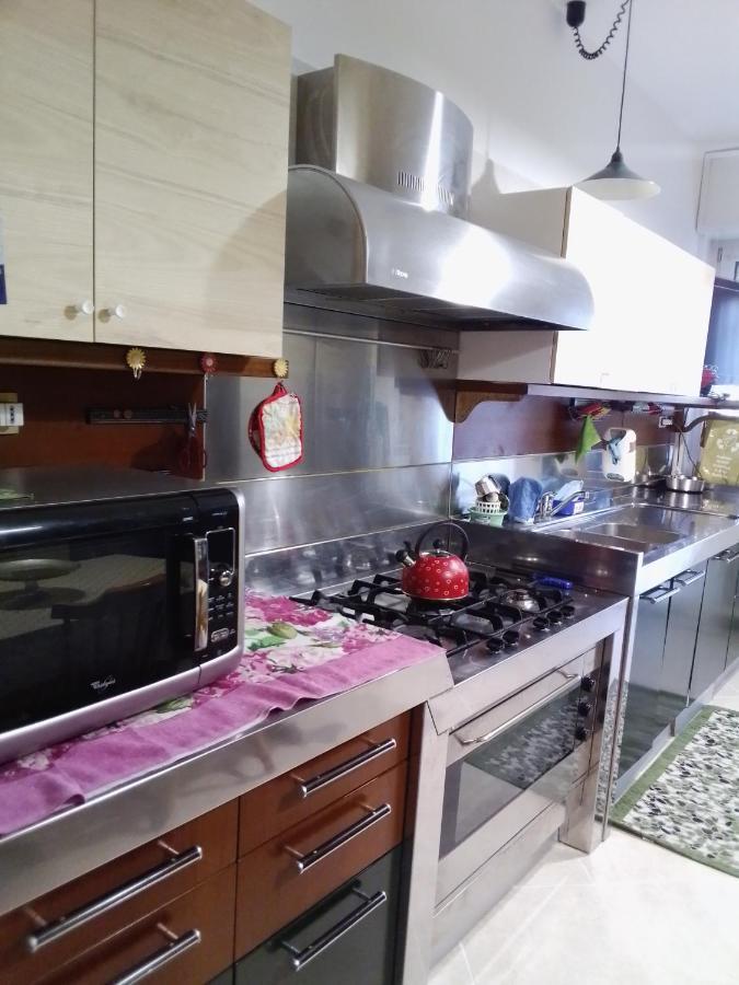 Gigli, Rooms Con Cucina In Comune E Terrazza 米兰 外观 照片