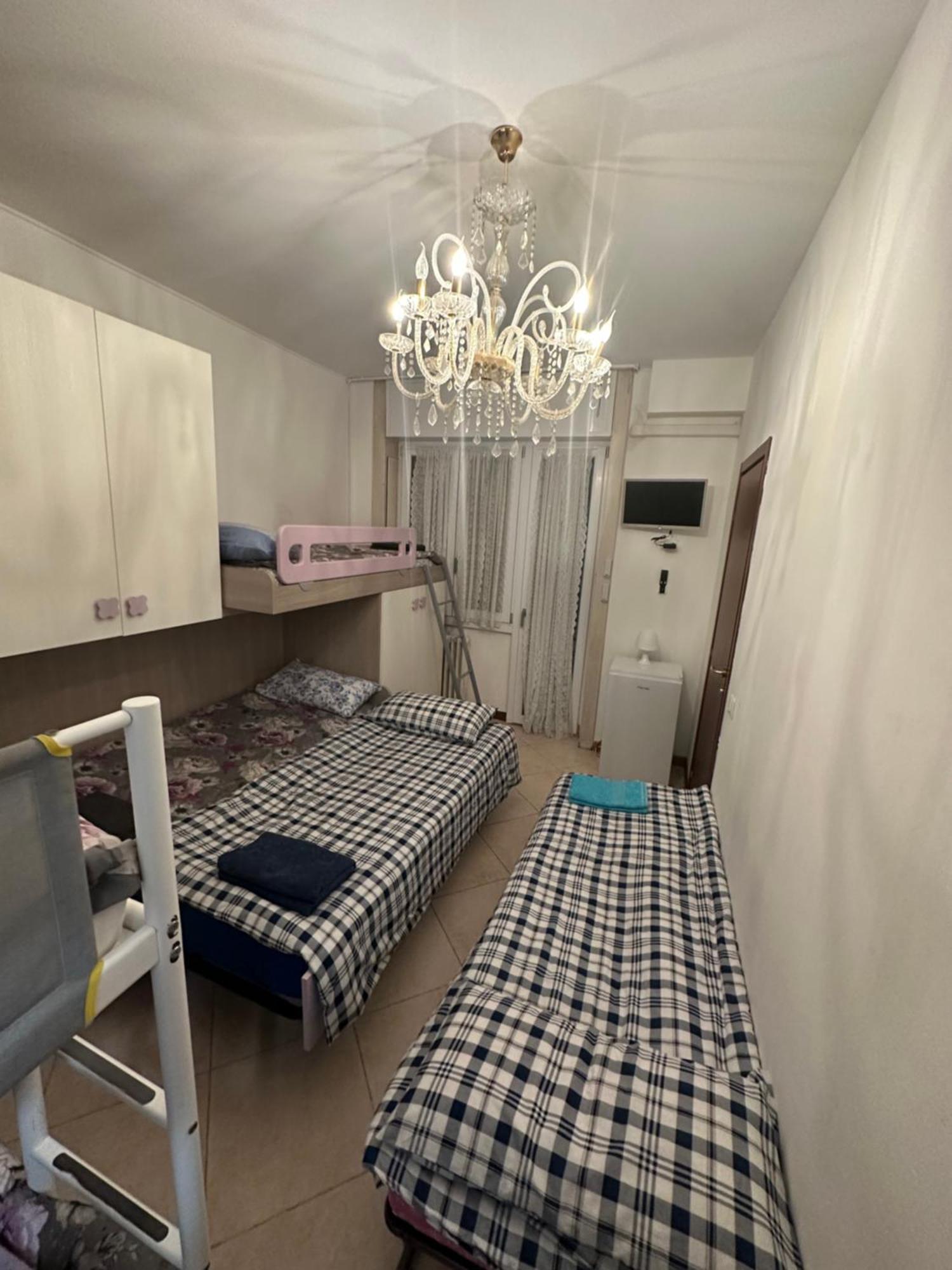 Gigli, Rooms Con Cucina In Comune E Terrazza 米兰 外观 照片