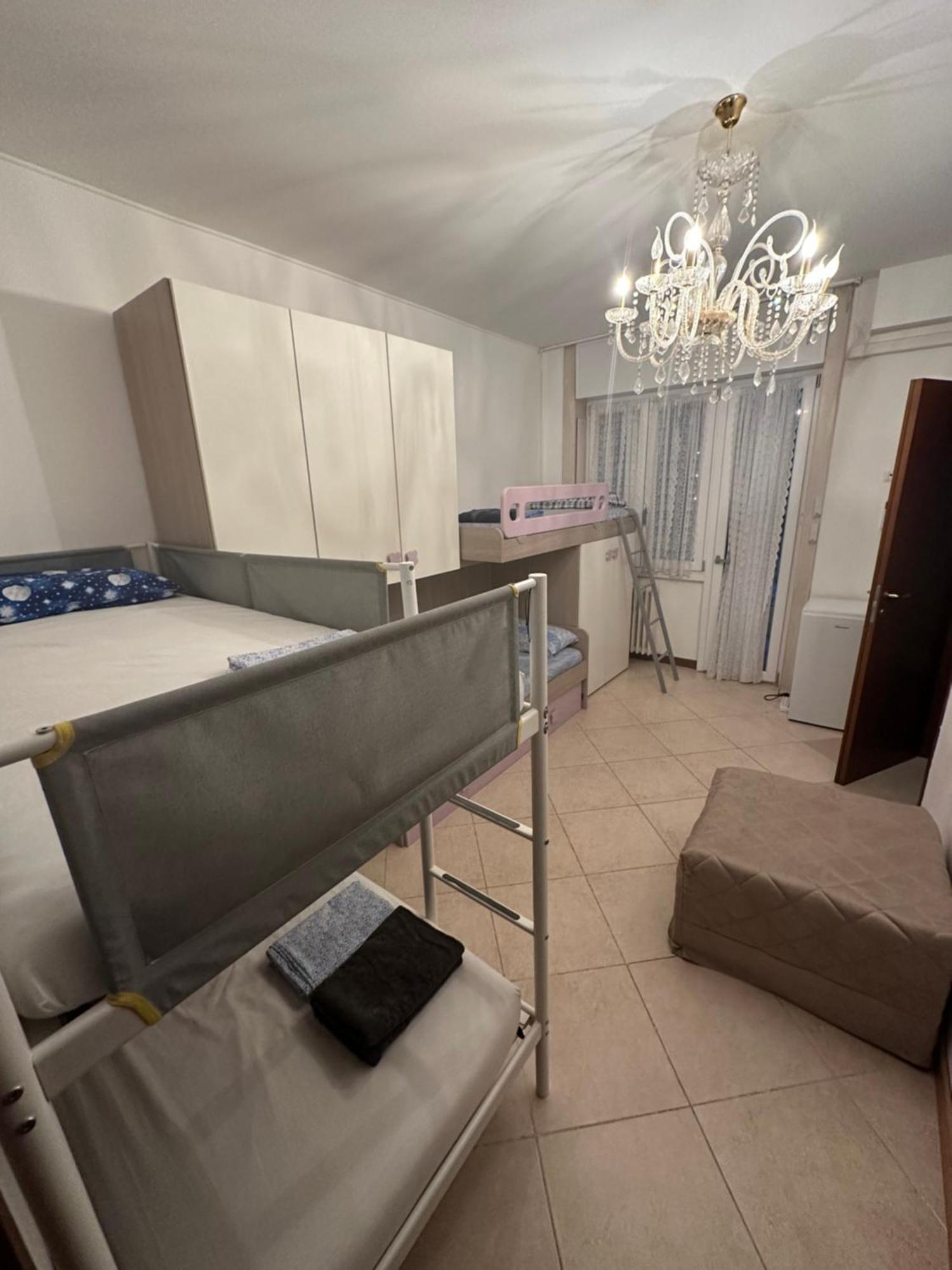 Gigli, Rooms Con Cucina In Comune E Terrazza 米兰 外观 照片