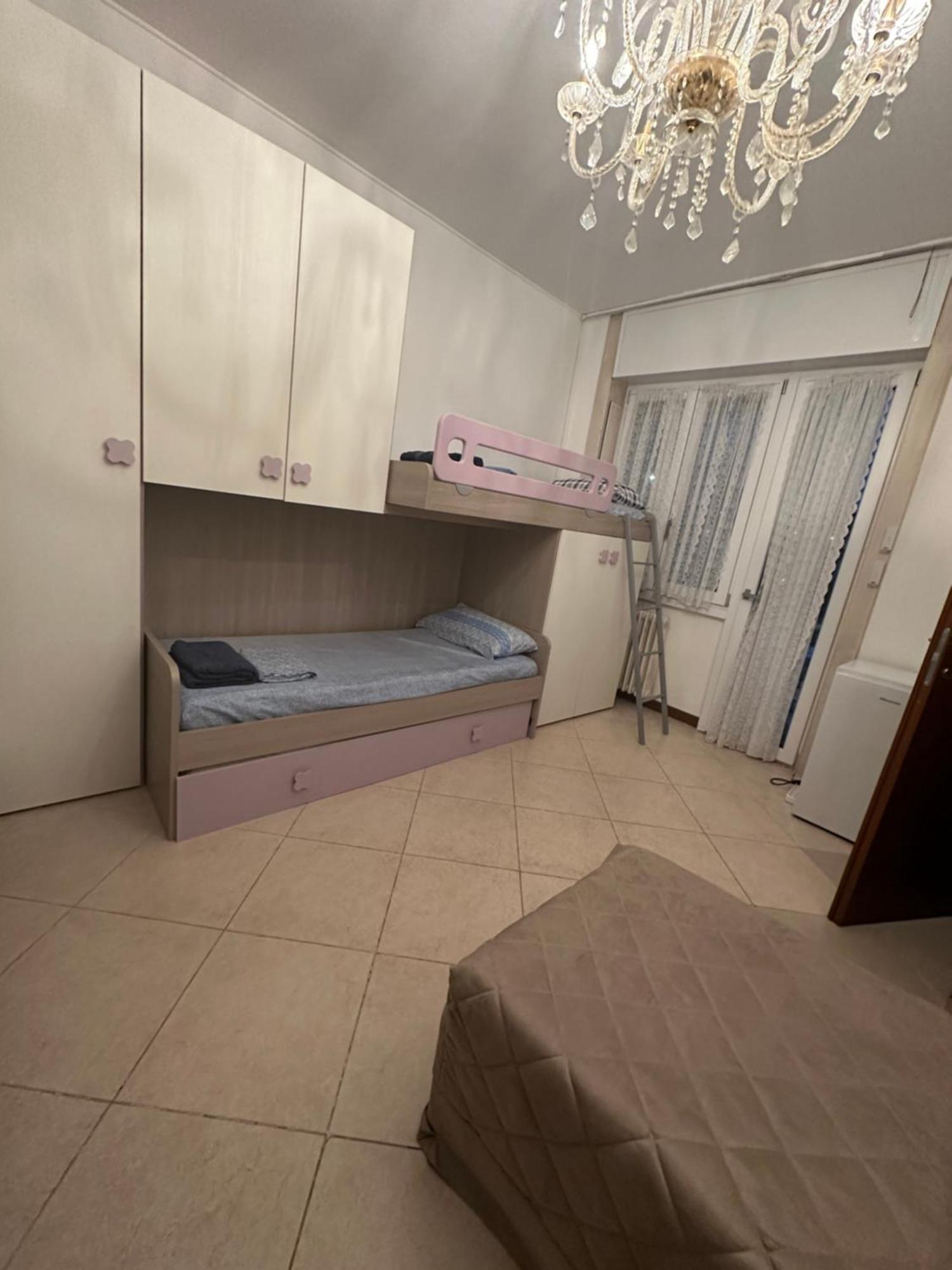 Gigli, Rooms Con Cucina In Comune E Terrazza 米兰 外观 照片